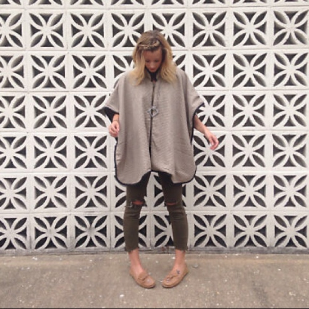 Free People Houndstooth Cape